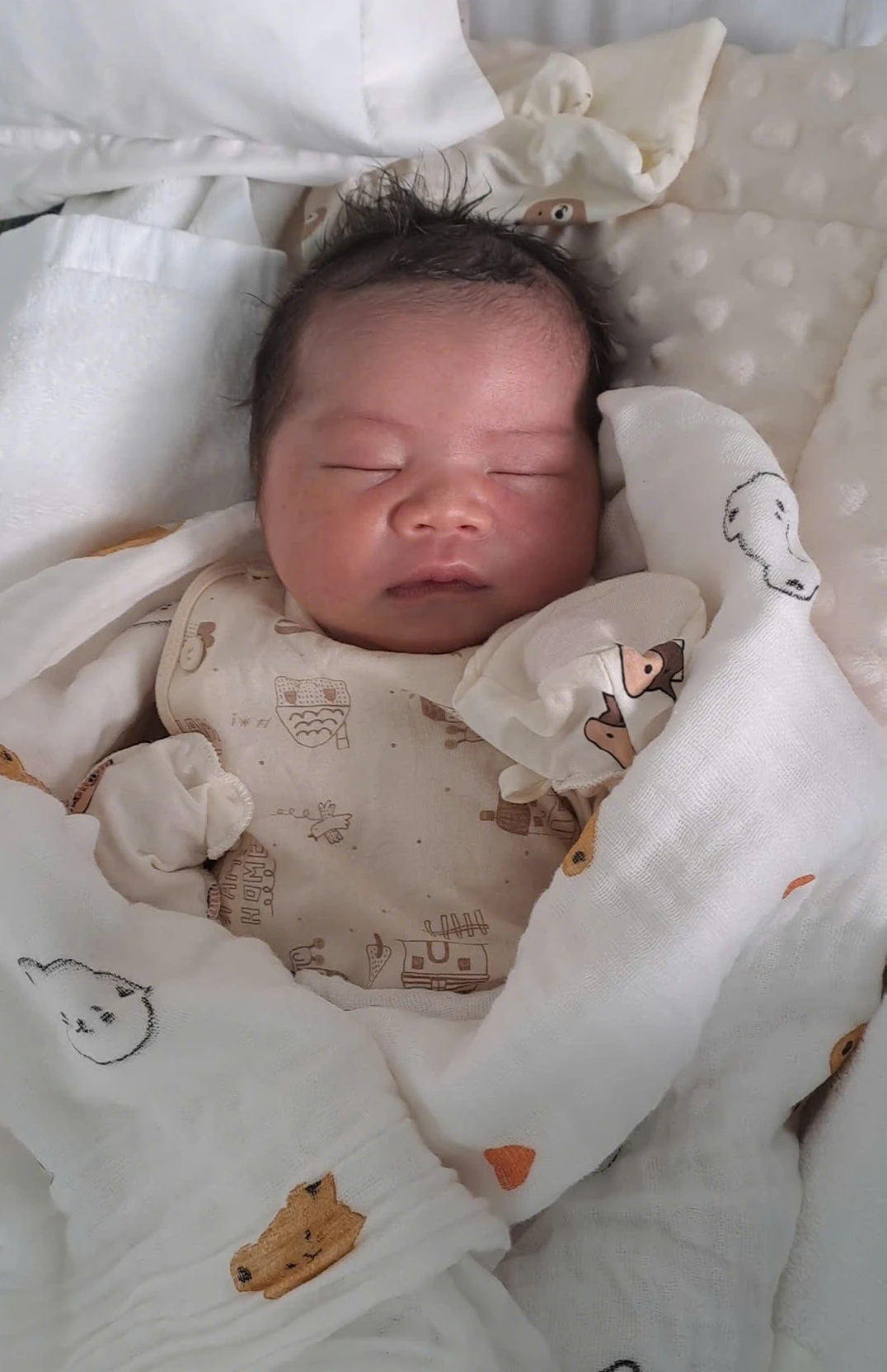 6 lần mất con và câu hỏi lặng lẽ của người phụ nữ: “Lần sau, liệu mình còn cơ hội không?”- Ảnh 3. 6 lần mất con và câu hỏi lặng lẽ của người phụ nữ: “Lần sau, liệu mình còn cơ hội không?”- Ảnh 3.