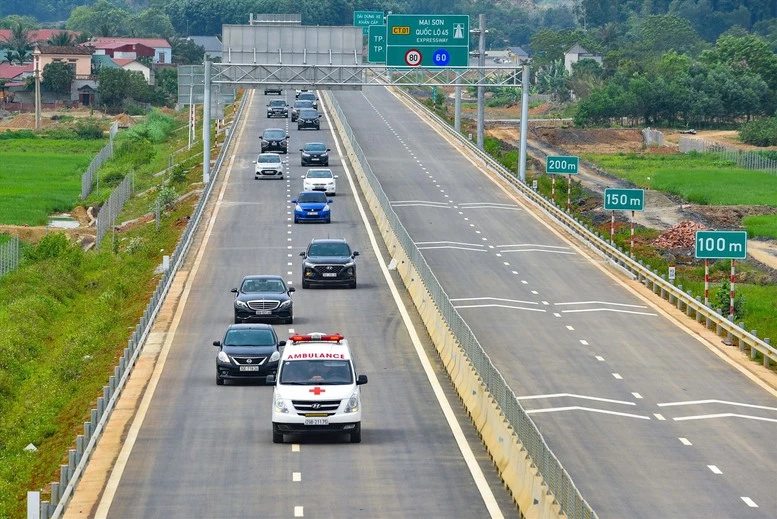 Dự kiến 5 tuyến cao tốc sẽ thu phí sau Tết Nguyên đán- Ảnh 1. Dự kiến 5 tuyến cao tốc sẽ thu phí sau Tết Nguyên đán- Ảnh 1.