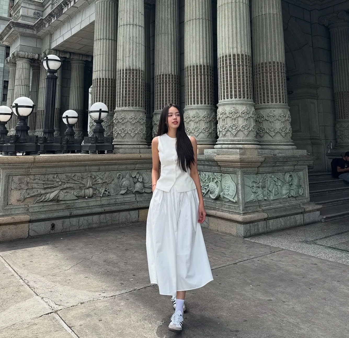 Ngắm style nữ tính của Hoa hậu Thanh Thủy mà xiêu lòng- Ảnh 2. Ngắm style nữ tính của Hoa hậu Thanh Thủy mà xiêu lòng- Ảnh 2.