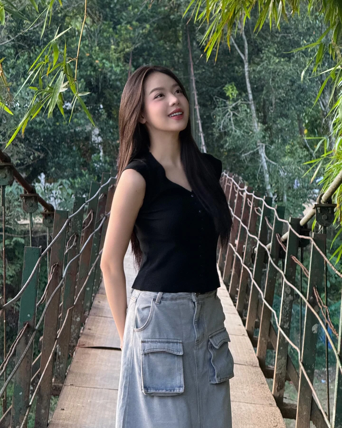 Ngắm style nữ tính của Hoa hậu Thanh Thủy mà xiêu lòng- Ảnh 7. Ngắm style nữ tính của Hoa hậu Thanh Thủy mà xiêu lòng- Ảnh 7.