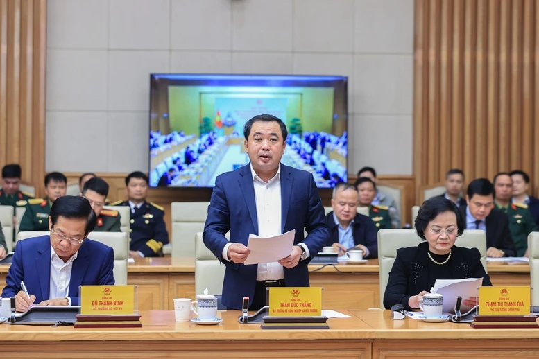 Thủ tướng: Chiến dịch Quang Trung thần tốc từng ngày, từng giờ để mang lại niềm vui, hạnh phúc cho nhân dân- Ảnh 9. Thủ tướng: Chiến dịch Quang Trung thần tốc từng ngày, từng giờ để mang lại niềm vui, hạnh phúc cho nhân dân- Ảnh 9.