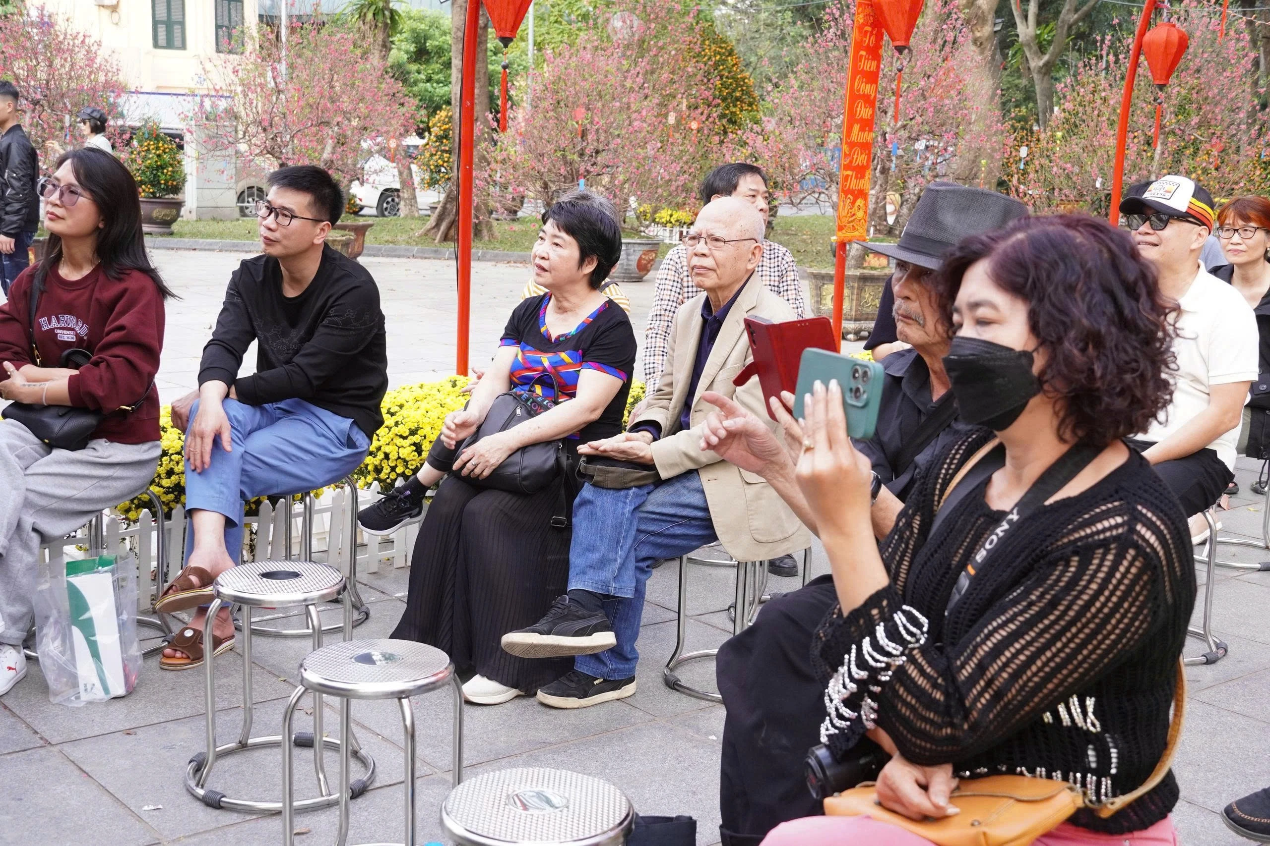 Âm nhạc cuối tuần: “Bản hòa tấu mùa xuân” tại Nhà Bát Giác - Vườn hoa Lý Thái Tổ