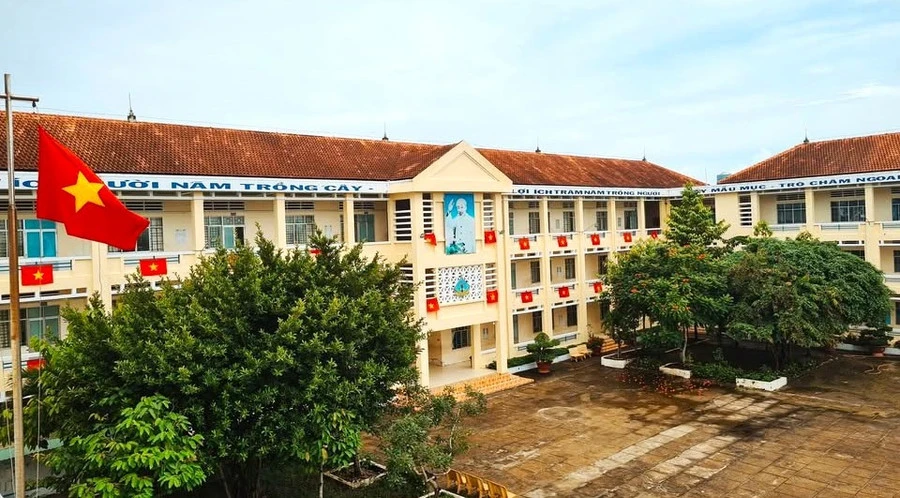Một góc Trường THPT Nguyễn Trung Trực, Cà Mau. nguyen-trung-truc.jpg