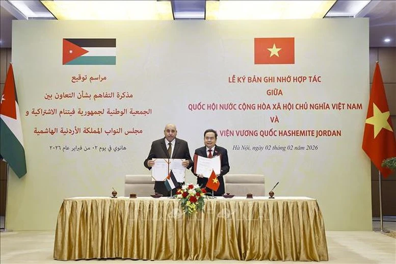 Chủ tịch Quốc hội hội đàm với Chủ tịch Hạ viện Vương quốc Hashemite Jordan- Ảnh 2. Chủ tịch Quốc hội hội đàm với Chủ tịch Hạ viện Vương quốc Hashemite Jordan- Ảnh 2.