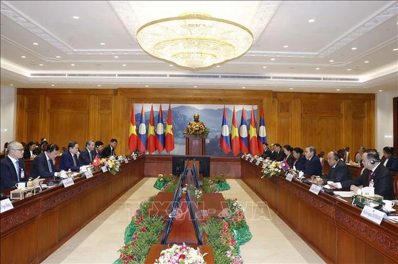 Chủ tịch Quốc hội Trần Thanh Mẫn hội kiến Chủ tịch Quốc hội Lào Saysomphone Phomvihane- Ảnh 2. Chủ tịch Quốc hội Trần Thanh Mẫn hội kiến Chủ tịch Quốc hội Lào Saysomphone Phomvihane- Ảnh 2.