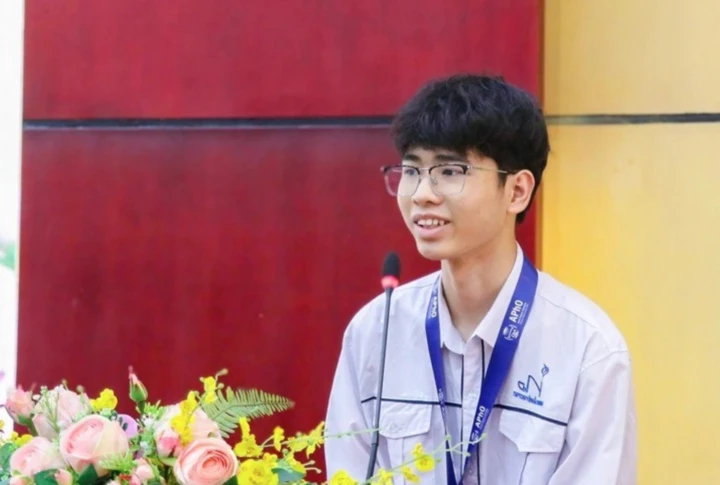 Nguyễn Công Vinh.