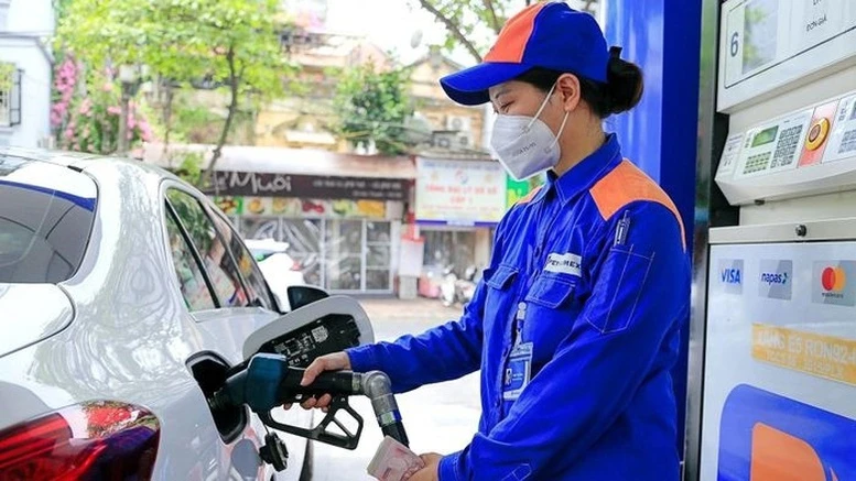 Giá xăng, dầu tăng nhẹ trước Tết Nguyên đán- Ảnh 1.