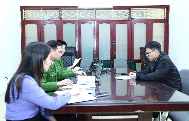Khởi tố chủ tiệm vàng tại Ninh Bình che giấu doanh thu nghìn tỷ để trốn thuế- Ảnh 1. Khởi tố chủ tiệm vàng tại Ninh Bình che giấu doanh thu nghìn tỷ để trốn thuế- Ảnh 1.