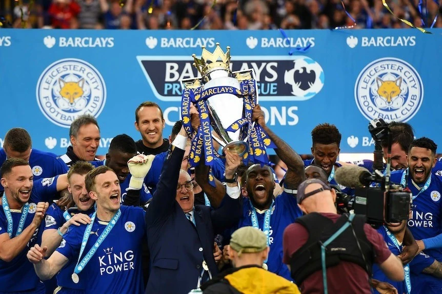 Leicester từng gây sốc khi bất ngờ vô địch Ngoại hạng Anh năm 2016. lei.jpg