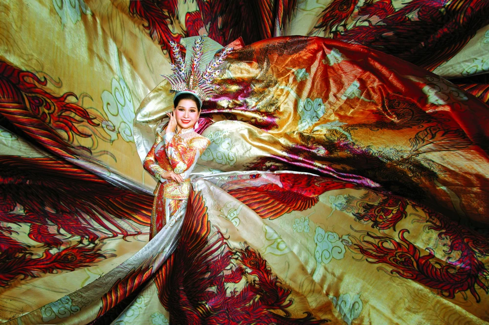 Hồ Ngọc Trinh - 1 trong 2 nghệ sĩ nhân dân trẻ nhất của Việt Nam hiện nay