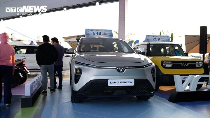 Ưu tiên sạc nhanh lên mức 80% giúp tối ưu thời gian chờ đợi tại các điểm dừng nghỉ.