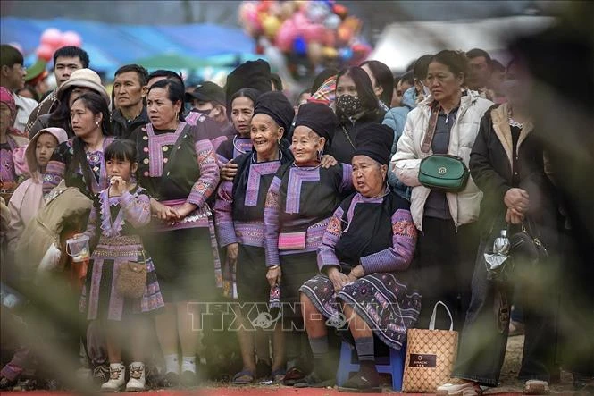 Phú Thọ: Đa dạng sắc màu lễ hội Xuân thu hút khách đến Đất Tổ - Ảnh 3. Phú Thọ: Đa dạng sắc màu lễ hội Xuân thu hút khách đến Đất Tổ - Ảnh 3.