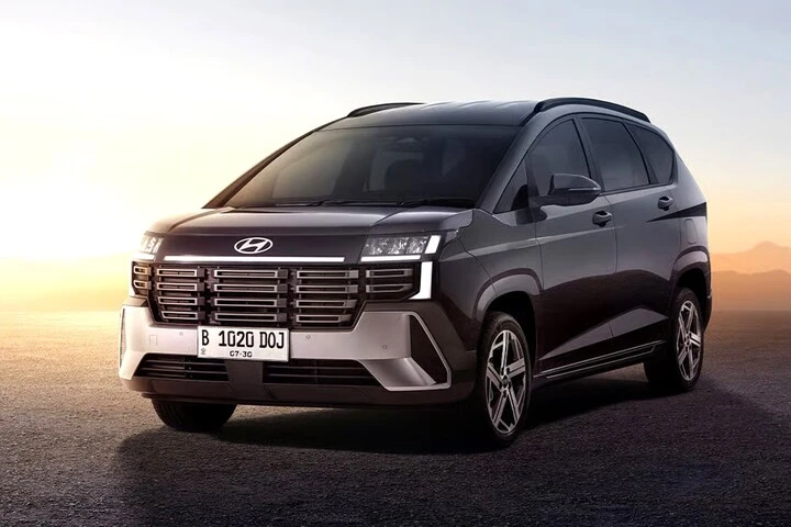 Hyundai Stargazer phiên bản nâng cấp được điều chỉnh thiết kế theo phong cách mạnh mẽ hơn để gia tăng sức hút.