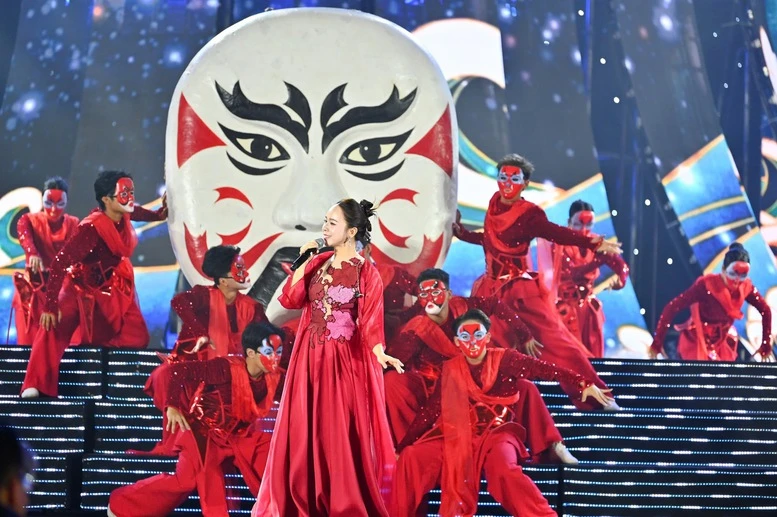 Thủ tướng: Chuyển đổi từ 'ưu tiên' sang 'tin yêu' và 'tự hào' khi dùng hàng Việt Nam- Ảnh 6.