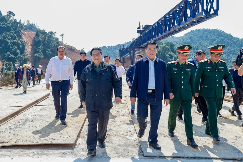 Thủ tướng: Khánh thành cao tốc Đồng Đăng – Trà Lĩnh và Hữu Nghị - Chi Lăng vào dịp 30/4- Ảnh 11.