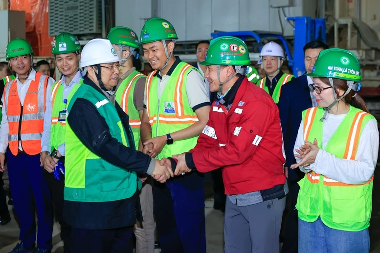 Thủ tướng: Tốc độ triển khai đường sắt đô thị thời gian tới phải gấp hàng chục lần những năm qua- Ảnh 5.