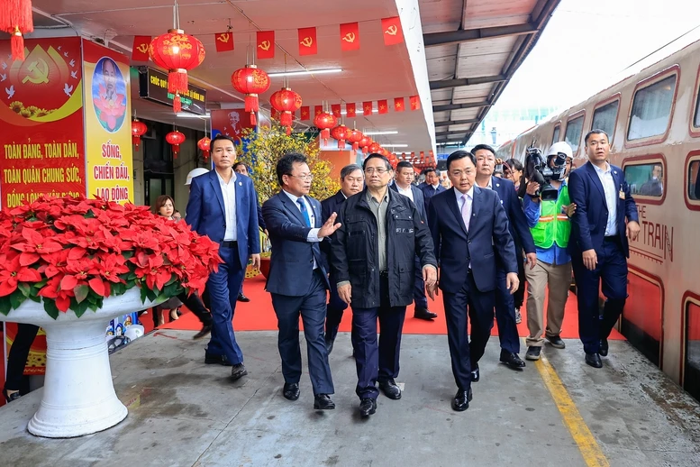 Thủ tướng: Tốc độ triển khai đường sắt đô thị thời gian tới phải gấp hàng chục lần những năm qua- Ảnh 9.