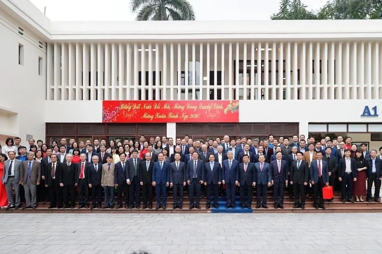 Thủ tướng: Viện Hàn lâm Khoa học và Công nghệ Việt Nam "hội tụ những hào kiệt của thời đại mới"- Ảnh 13.