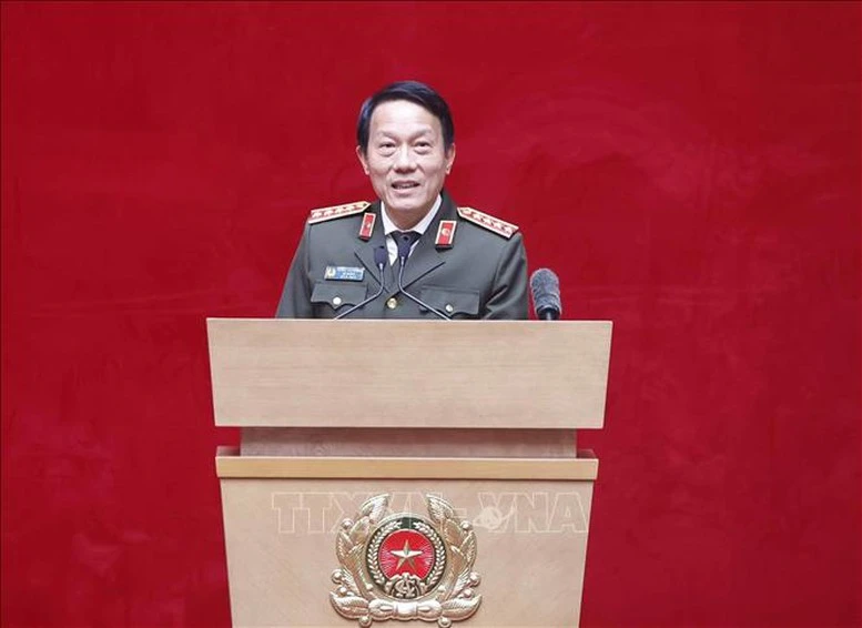 Tổng Bí thư Tô Lâm gặp mặt cán bộ công an cấp cao các thời kỳ- Ảnh 4. Tổng Bí thư Tô Lâm gặp mặt cán bộ công an cấp cao các thời kỳ- Ảnh 4.