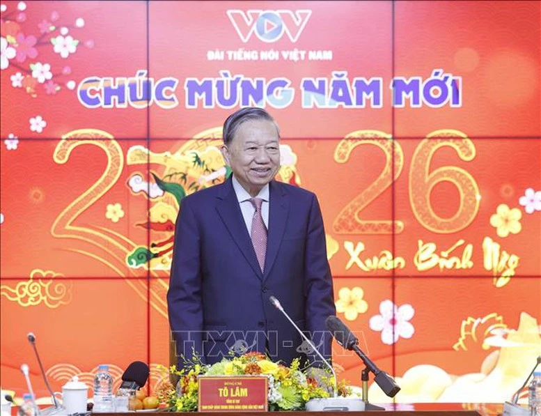 Tổng Bí thư Tô Lâm thăm, chúc Tết cán bộ, phóng viên VTV và VOV- Ảnh 8.