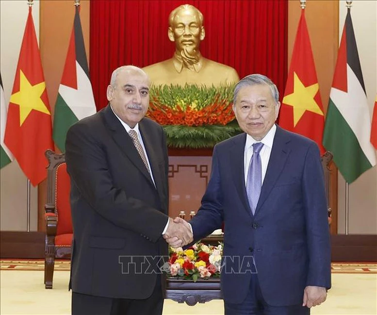Tổng Bí thư Tô Lâm tiếp Chủ tịch Hạ viện Jordan- Ảnh 1. Tổng Bí thư Tô Lâm tiếp Chủ tịch Hạ viện Jordan- Ảnh 1.