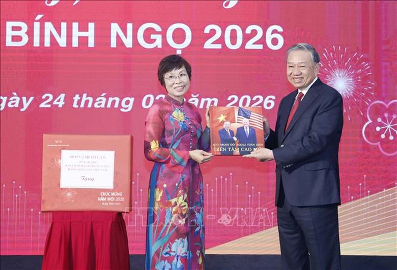 Tổng Bí thư Tô Lâm: TTXVN vươn lên ở tầm cao mới, xứng đáng là mạch máu thông tin tin cậy của đất nước- Ảnh 5.