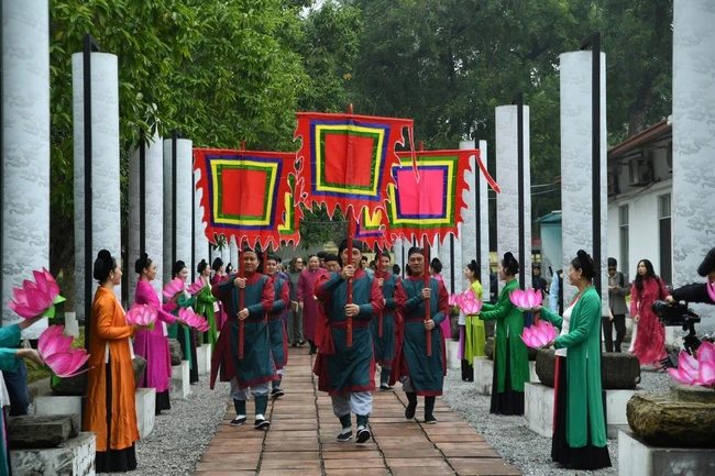 "Tống cựu nghinh tân" - Tái hiện các nghi lễ truyền thống trong cung đình - Ảnh 4. "Tống cựu nghinh tân" - Tái hiện các nghi lễ truyền thống trong cung đình - Ảnh 4.