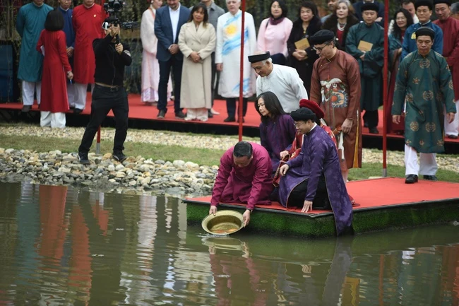 "Tống cựu nghinh tân" - Tái hiện các nghi lễ truyền thống trong cung đình - Ảnh 5. "Tống cựu nghinh tân" - Tái hiện các nghi lễ truyền thống trong cung đình - Ảnh 5.