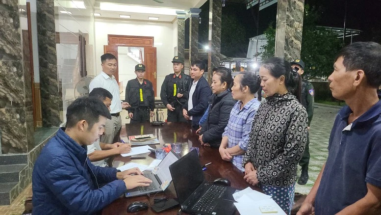 Triệt phá cơ sở sản xuất, buôn bán thuốc đông y giả, thu giữ hơn 2 tấn tang vật- Ảnh 1.