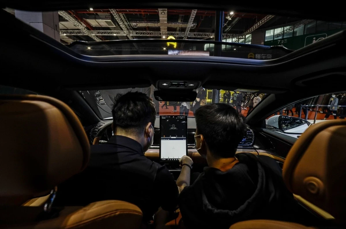 cuoc chien giam gia anh 1