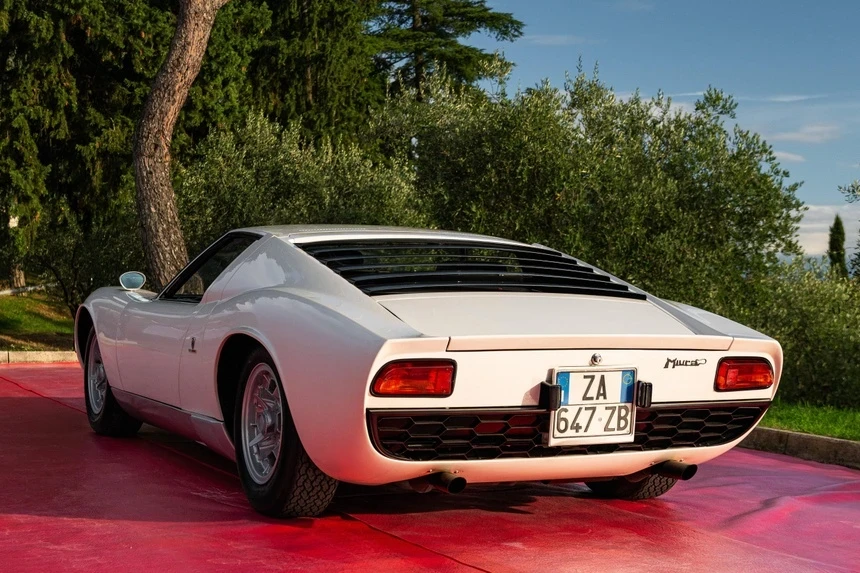 sieu xe, lamborghini miura, miura, lamborghini, countach, mclaren, mclaren f1 anh 2