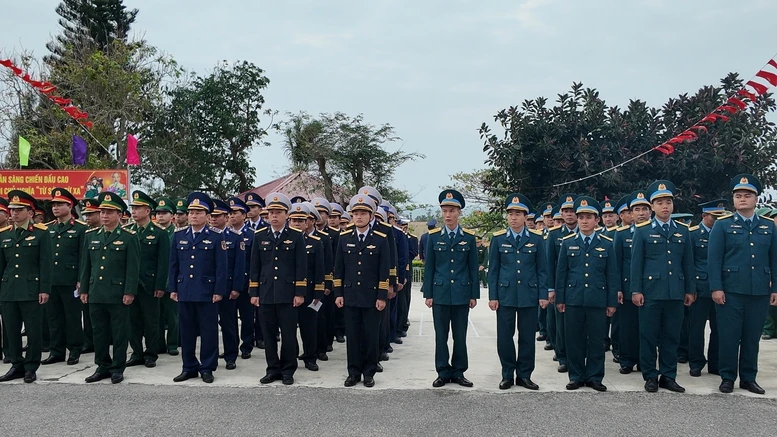 Cử tri đặc khu Bạch Long Vĩ (Hải Phòng) bầu cử sớm- Ảnh 1.