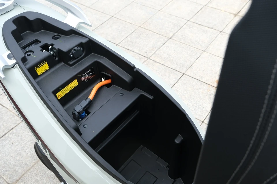 xe may dien, VinFast anh 3