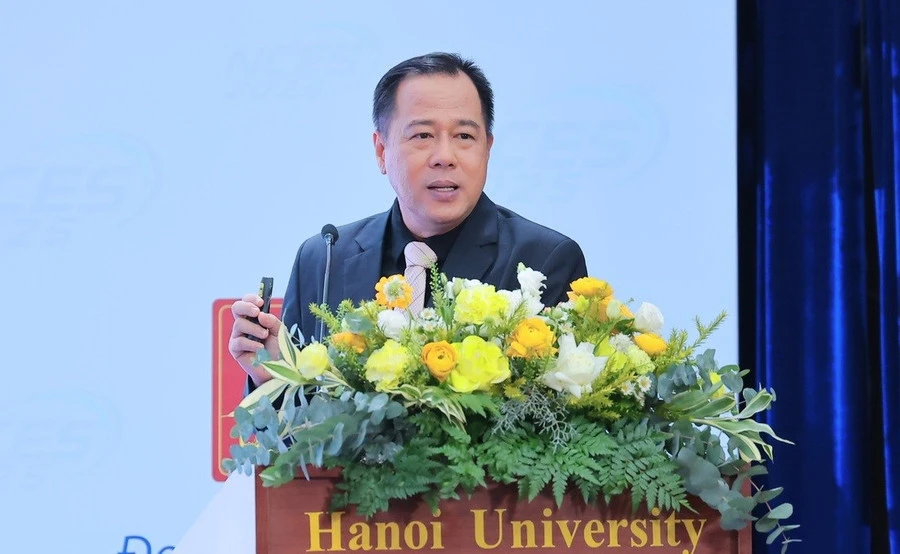 GS.TS Huỳnh Văn Sơn - Hiệu trưởng Trường Đại học Sư phạm Thành phố Hồ Chí Minh. Ảnh: HANU dao-tao-giao-vien-theo-mo-hinh-truc-3-tang-2.jpg