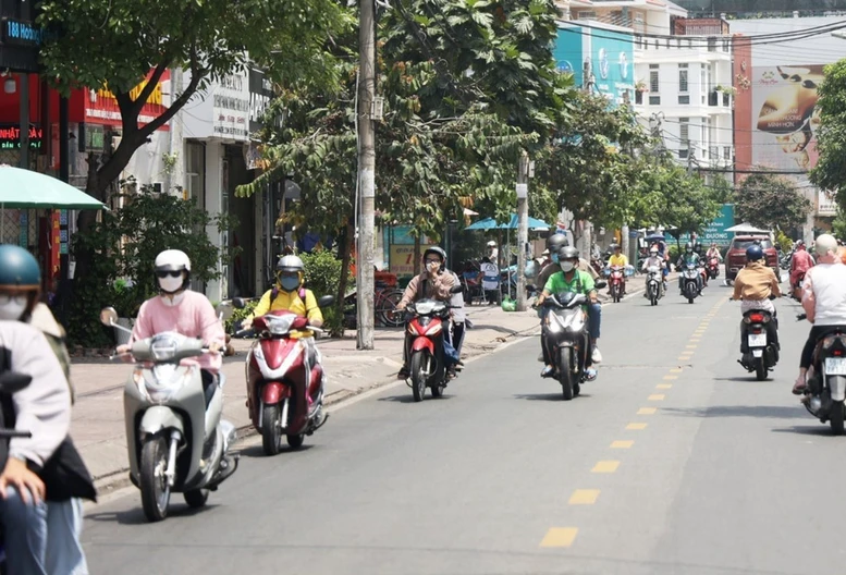 Năm 2026 nắng nóng đến sớm, kéo dài, gay gắt hơn- Ảnh 1. Năm 2026 nắng nóng đến sớm, kéo dài, gay gắt hơn- Ảnh 1.