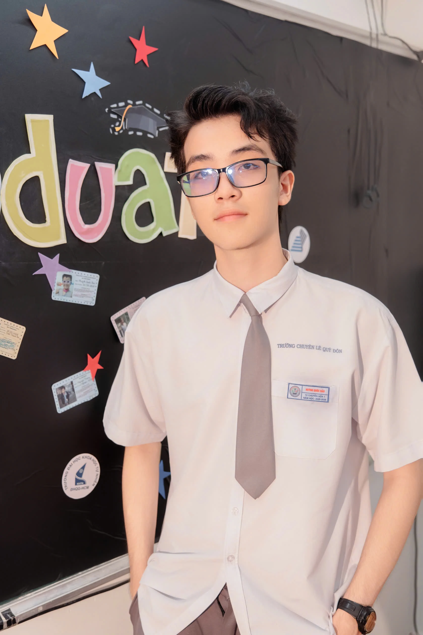 Có nền tảng tiếng Anh tốt, kiến thức vững cùng kế hoạch ôn tập có chiến lược, khoa học đã giúp Bảo giành thành tích cao trong kỳ thi - Ảnh: NC