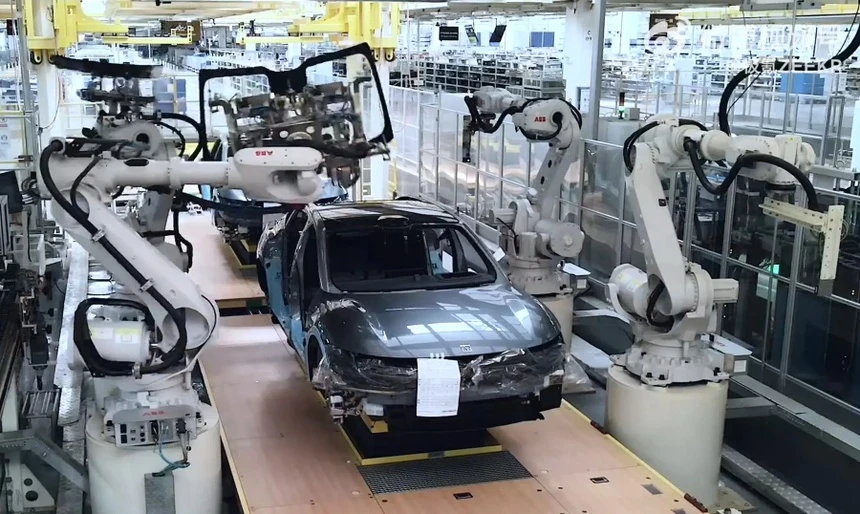 oto Trung Quoc anh 4