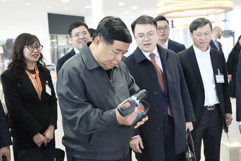 Phó Thủ tướng Nguyễn Chí Dũng thăm Tập đoàn Bosch- Ảnh 3.