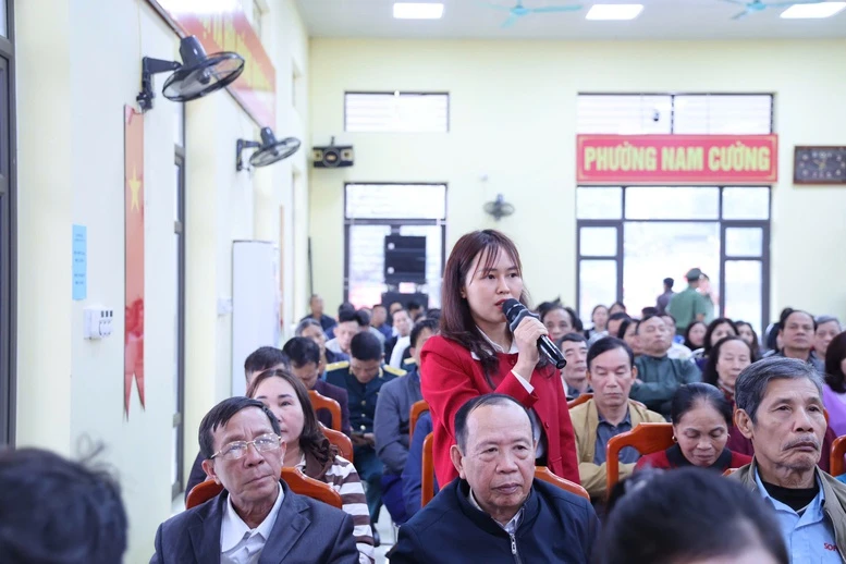 Phó Thủ tướng Phạm Thị Thanh Trà thông tin tới cử tri về lộ trình cải cách tiền lương, cắt giảm thủ tục hành chính- Ảnh 4.