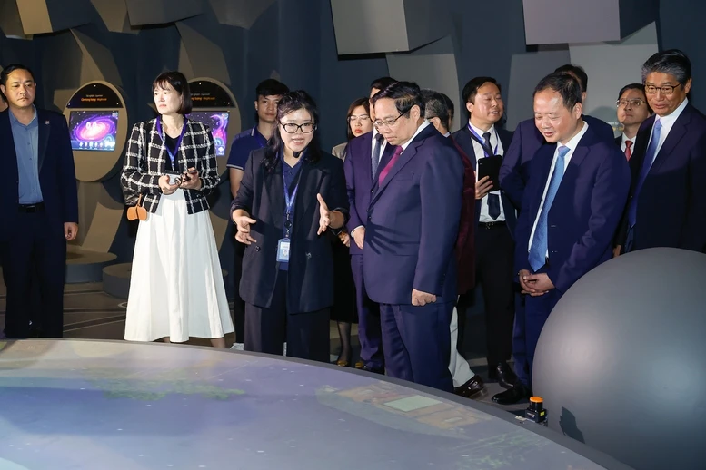 Thủ tướng dự Diễn đàn tầm nhìn vũ trụ Việt Nam - Nhật Bản và khánh thành Trung tâm Vũ trụ Việt Nam- Ảnh 3.