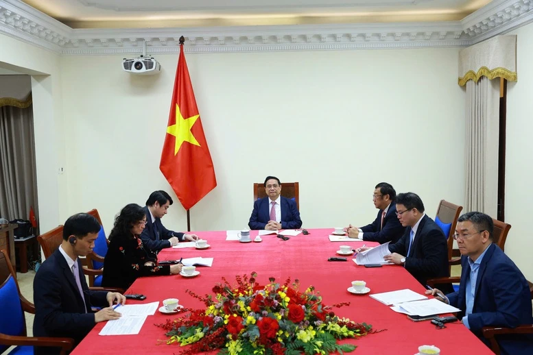 Thủ tướng Phạm Minh Chính điện đàm với Tổng thống Angola, đề nghị hỗ trợ thêm về cung cấp dầu thô và khí đốt- Ảnh 2.