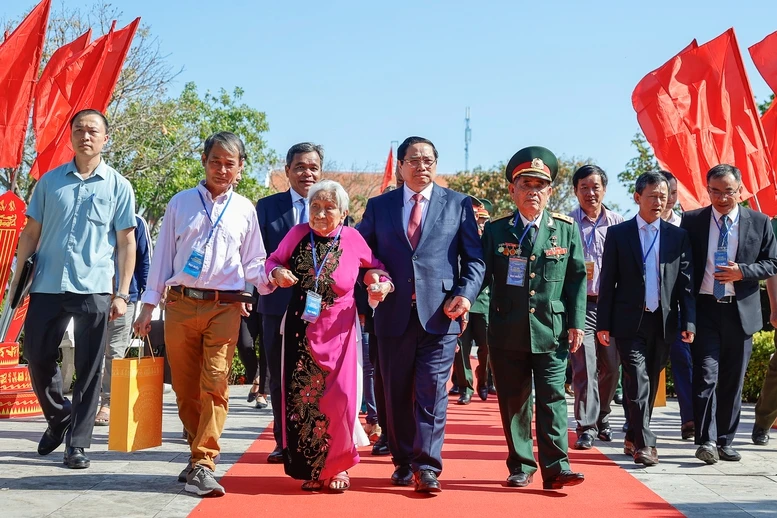 Thủ tướng Phạm Minh Chính dự lễ kỷ niệm 120 năm Ngày sinh Thủ tướng Phạm Văn Đồng- Ảnh 2. Thủ tướng Phạm Minh Chính dự lễ kỷ niệm 120 năm Ngày sinh Thủ tướng Phạm Văn Đồng- Ảnh 2.