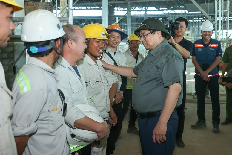 Thủ tướng Phạm Minh Chính: Khai thác thương mại sân bay Long Thành vào cuối năm 2026- Ảnh 3.