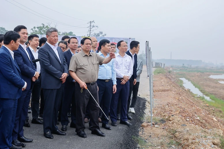 Thủ tướng: Phát triển kinh tế hàng không, khu thương mại tự do thế hệ mới tại sân bay Gia Bình- Ảnh 2.