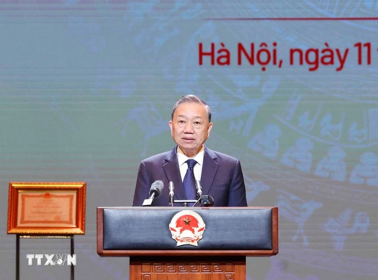 Tổng Bí thư: Báo Nhân Dân phải giữ vững vai trò là vũ khí tư tưởng sắc bén của Đảng, là diễn đàn tin cậy của đảng viên và nhân dân- Ảnh 1.