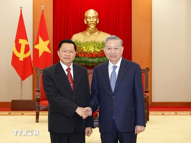Tổng Bí thư Tô Lâm tiếp Đoàn đại biểu cấp cao Bộ Công an Lào- Ảnh 1.