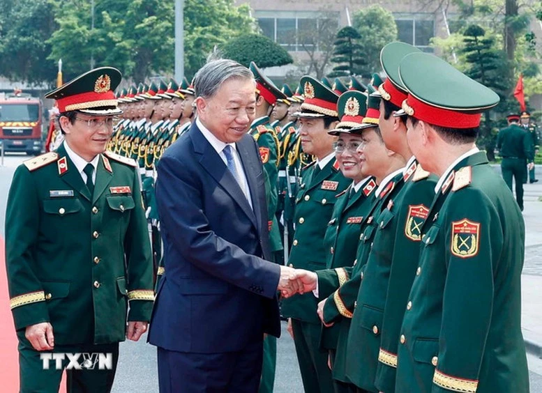 Tổng Bí thư: Xây dựng Bệnh viện Trung ương Quân đội 108 trở thành mô hình kiểu mẫu trong chăm sóc sức khỏe- Ảnh 2. Tổng Bí thư: Xây dựng Bệnh viện Trung ương Quân đội 108 trở thành mô hình kiểu mẫu trong chăm sóc sức khỏe- Ảnh 2.