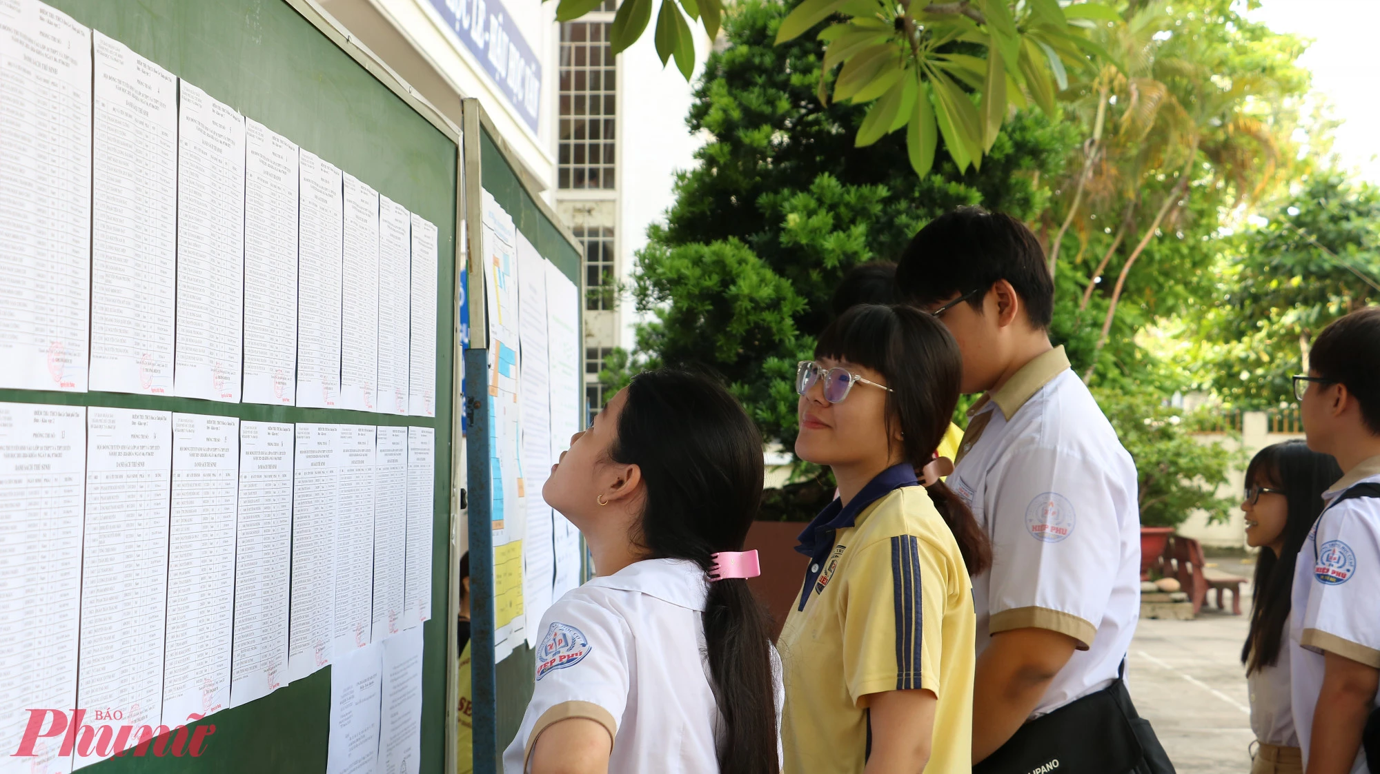 Thí sinh tham dự kỳ thi tuyển sinh lớp Mười năm 2025 - Ảnh: Trang Thư