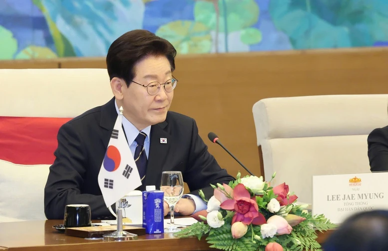 Chủ tịch Quốc hội Trần Thanh Mẫn hội kiến Tổng thống Hàn Quốc Lee Jae Myung- Ảnh 6.