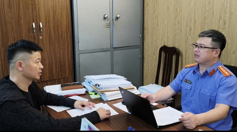 Khởi tố 8 đối tượng lừa đảo, chiếm đoạn tài sản của 1.000 người- Ảnh 2.